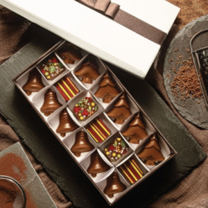 KIT CAIXA BOMBONS DECORADOS  - 18 UNIDADES