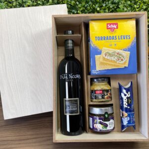 KIT VINHO ESPANHOL PATA NEGRA ORO TEMPRANILLO