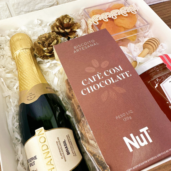KIT ESPUMANTE - CHANDON & PETIT FOUR - Imagem 2