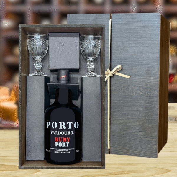 KIT VINHO DO PORTO COM TAÇAS